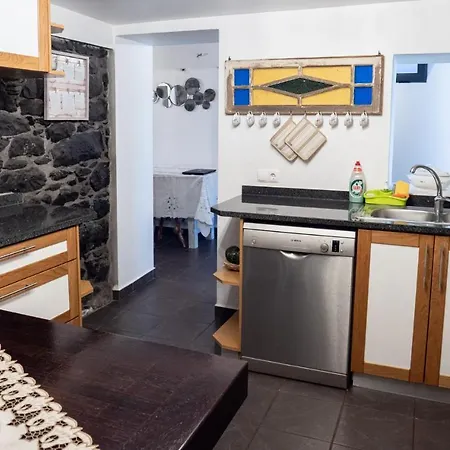 Casa Dos Avos Vakantiehuis Calheta (Madeira)